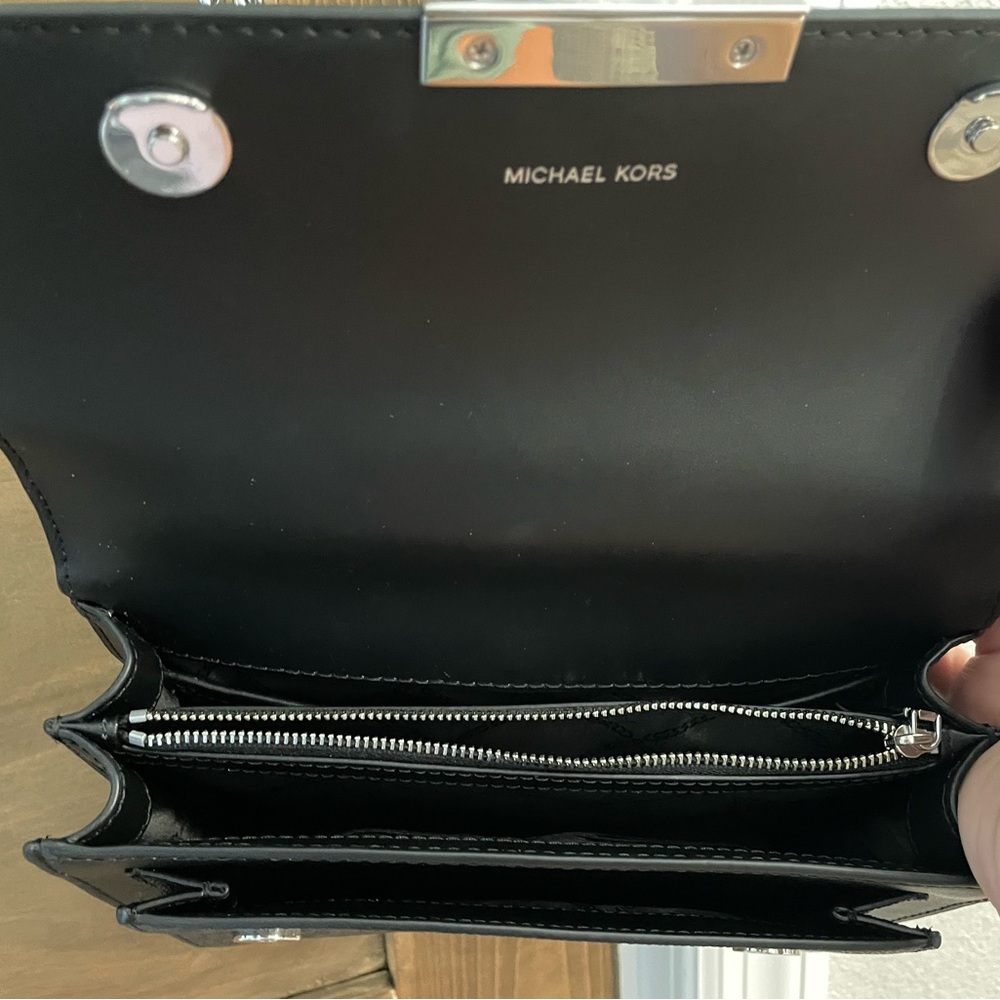 Michael Kors Black and White Houndstooth Shoulder Bag - Picture 8 of 8
